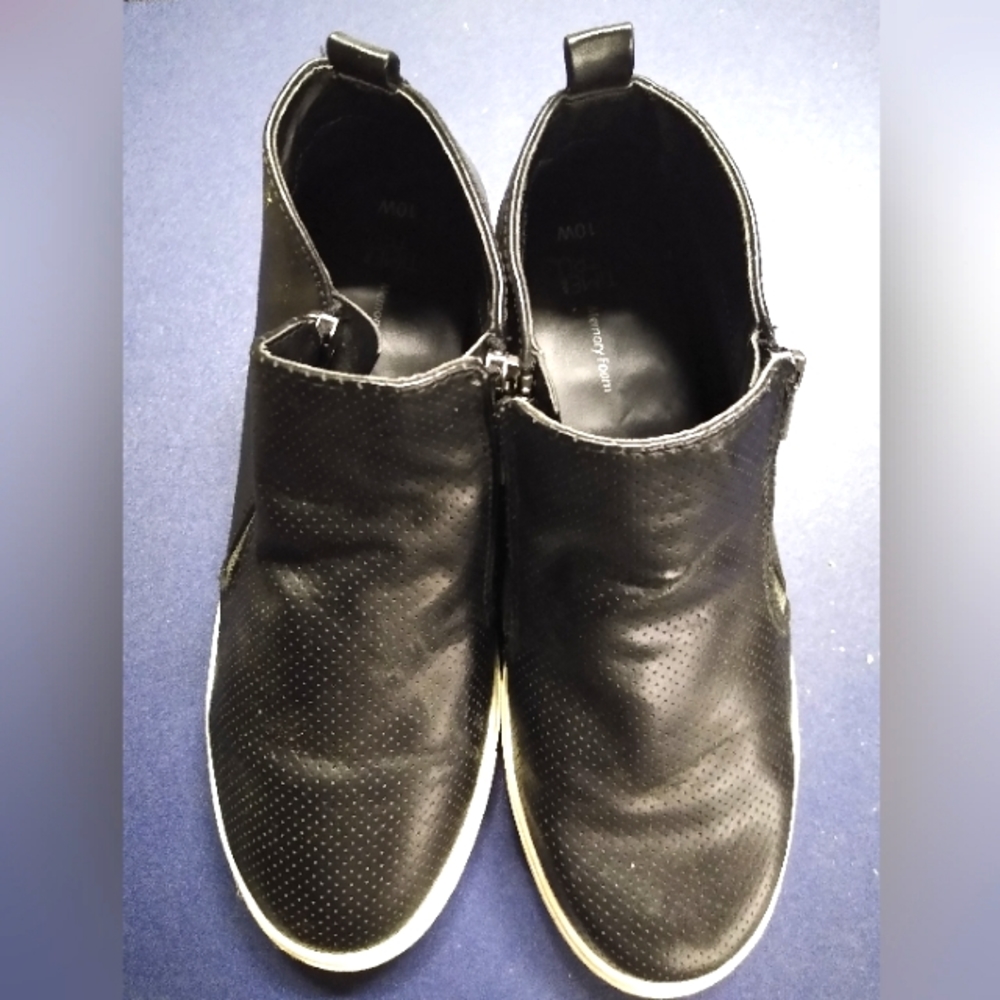 Time and Tru Women's Casual Ankle Boots-Size 10 W-Black
